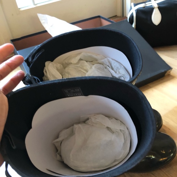 NIB Coach leather rain boots size 11b - Picture 4 of 4